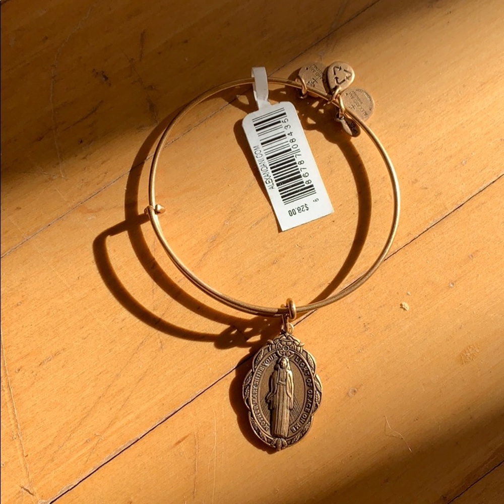NEW WITH TAGS! Alex and Ani Mother Mary Bangle